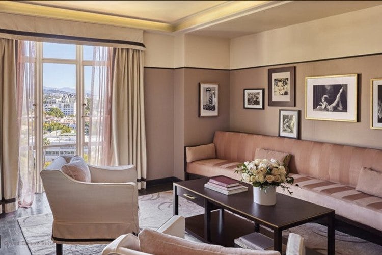 sunset-tower-hotel-los-angeles-grand-deluxe-suite_6370