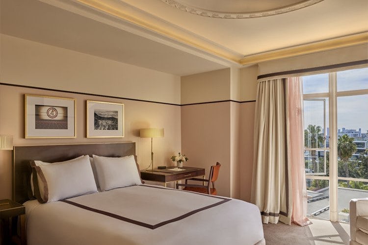 sunset-tower-hotel-los-angeles-superior-queen_6370