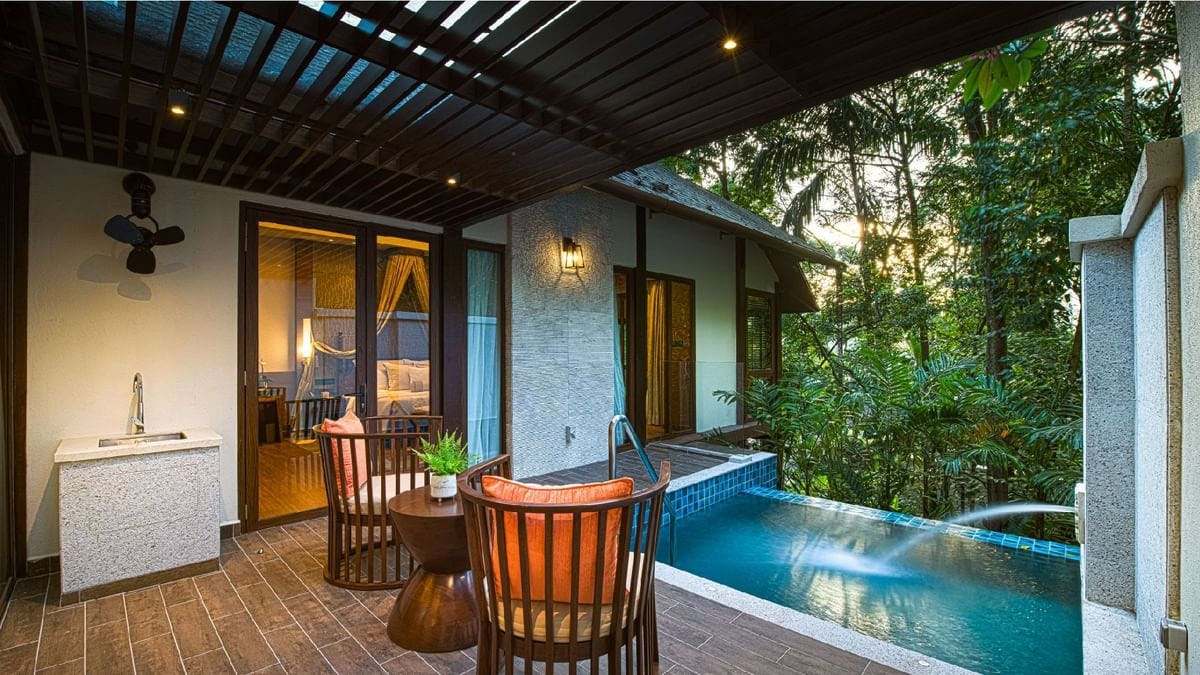 TWO-BEDROOM POOL VILLA