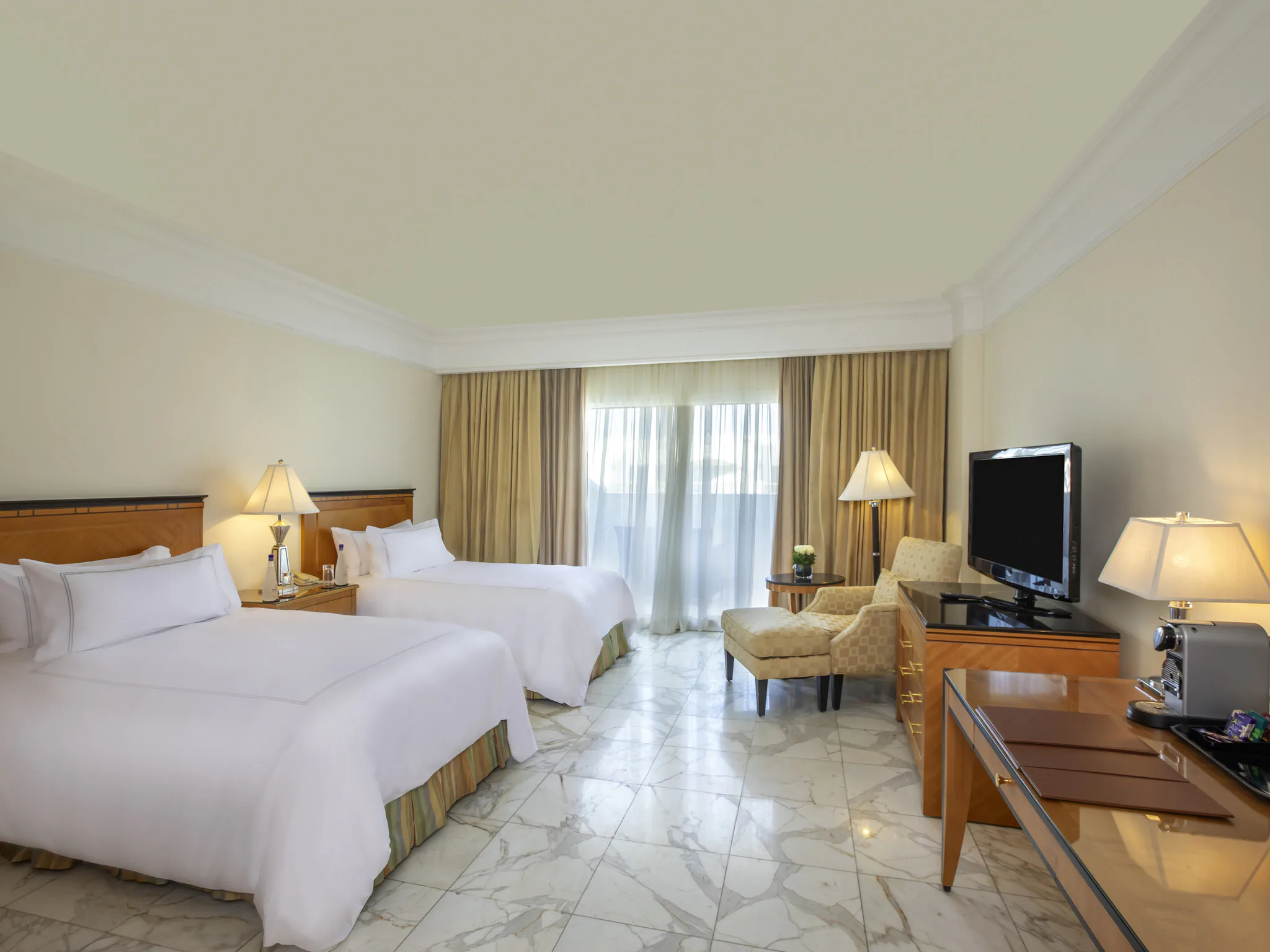 swissotel-sharm-el-sheikh-all-inclusive-collection-egypt-swiss-select-room-adult-01_12543