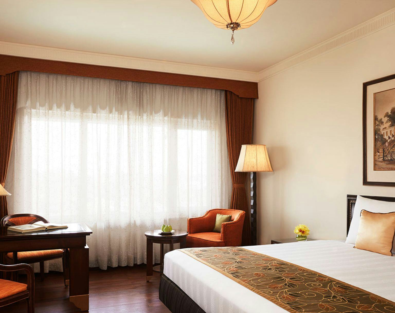 Deluxe Room Various View King Bed