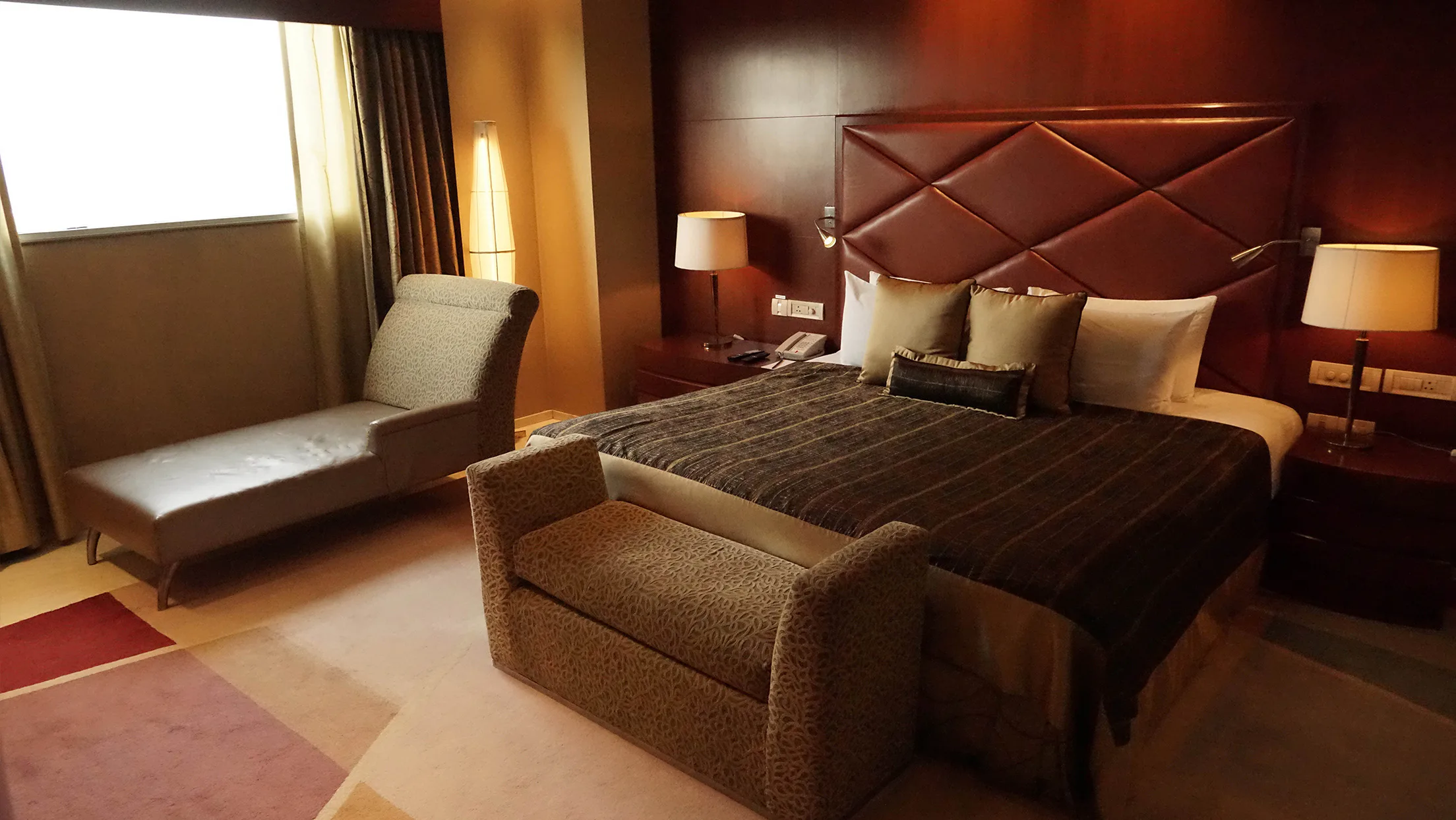 PRESIDENTIAL SUITE