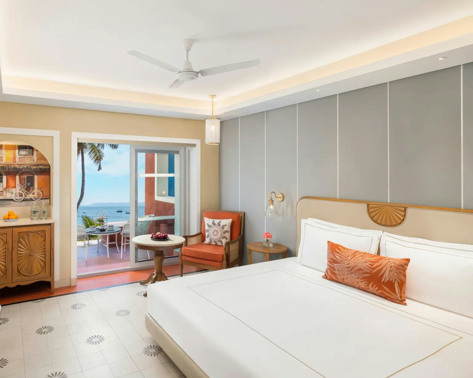 PREMIUM ROOM SEA VIEW WITH SIT OUT KING BED