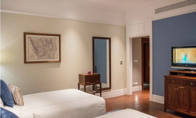 HERITAGE ROOM WITH TWIN BED