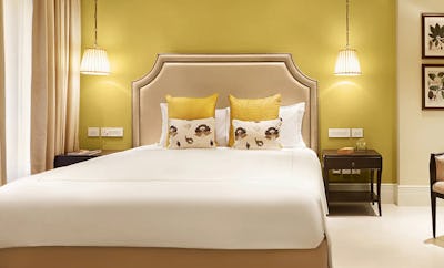 LUXURY GRANDE WITH KING BED