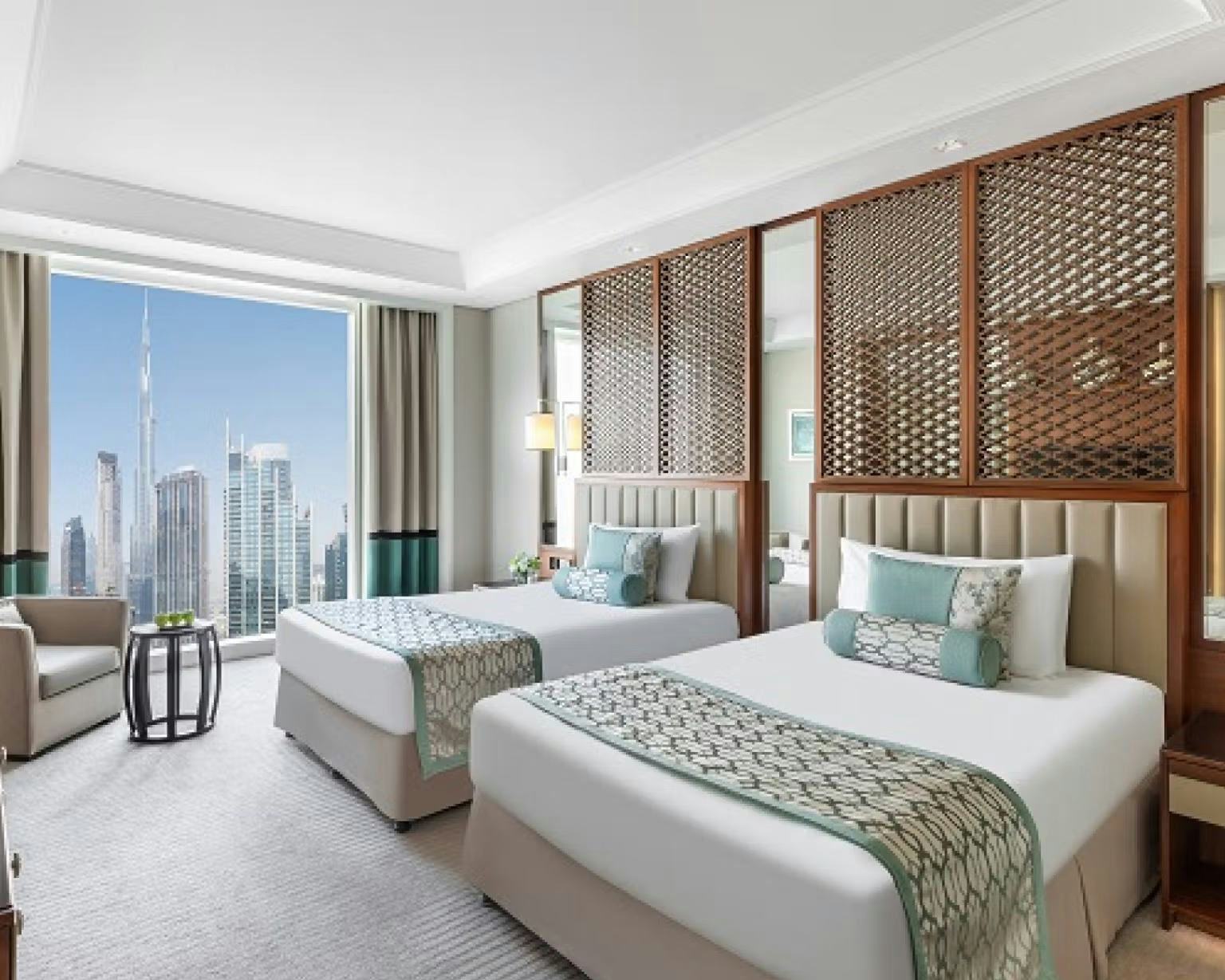 LUXURY BURJ VIEW ROOM TWIN BED