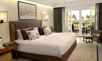 Junior Suite with Living Area Sea View