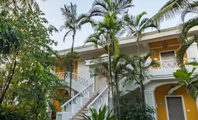 Villa Room Garden View King Bed