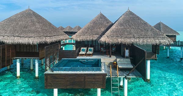 taj-exotica-resort-and-spa-maldives-deluxe-lagoon-villa-01_214