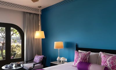 DELUXE ROOM SEA VIEW WITH SIT-OUT DOUBLE BED