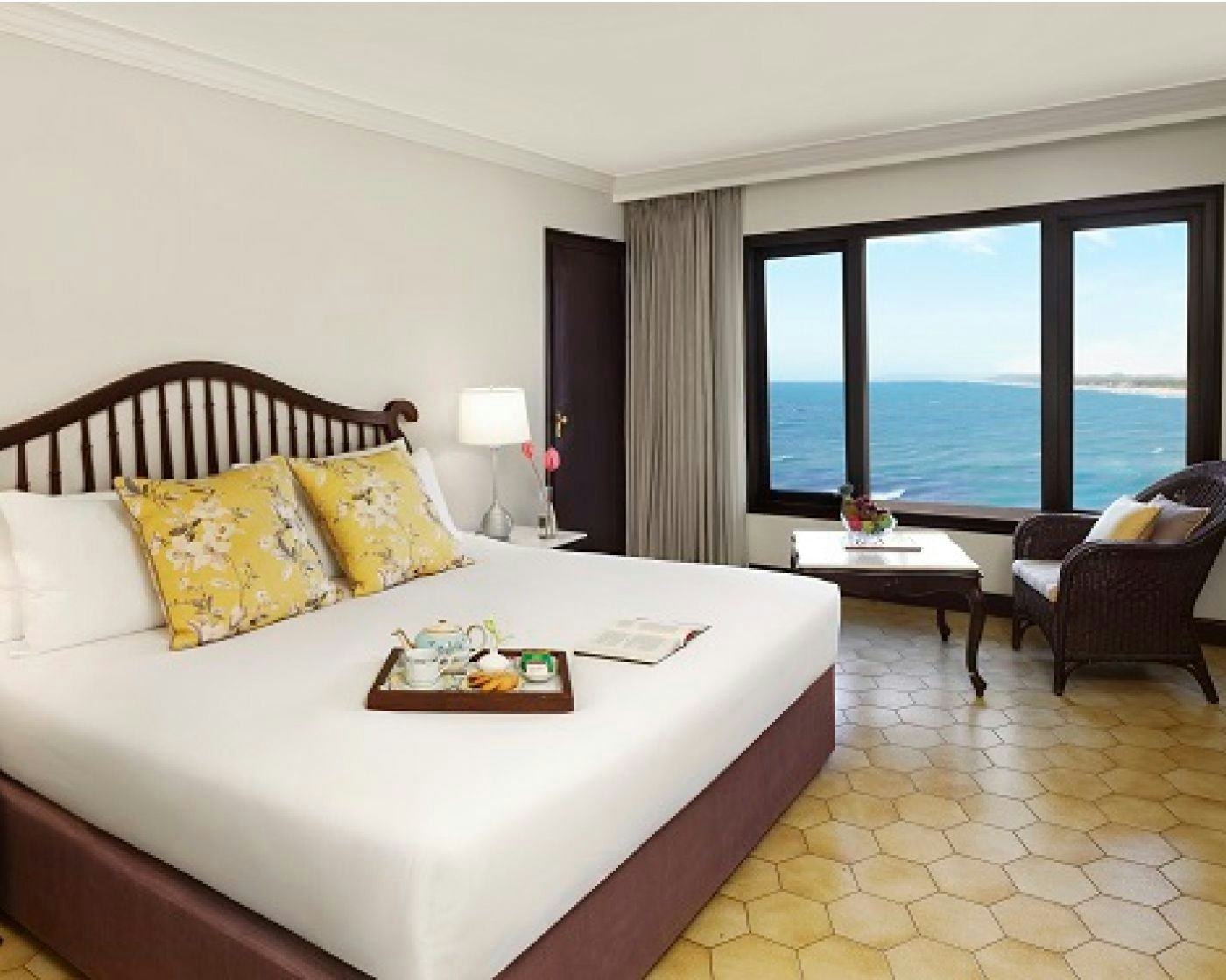 PREMIUM SEA VIEW SUITE