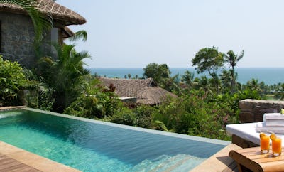 PREMIUM SUITE SEA VIEW WITH PLUNGE POOL