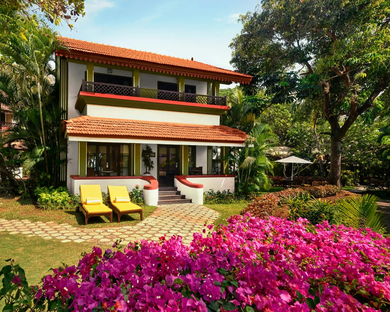 PREMIUN COTTAGE SEA VIEW WITH JACUZZI TWIN BED