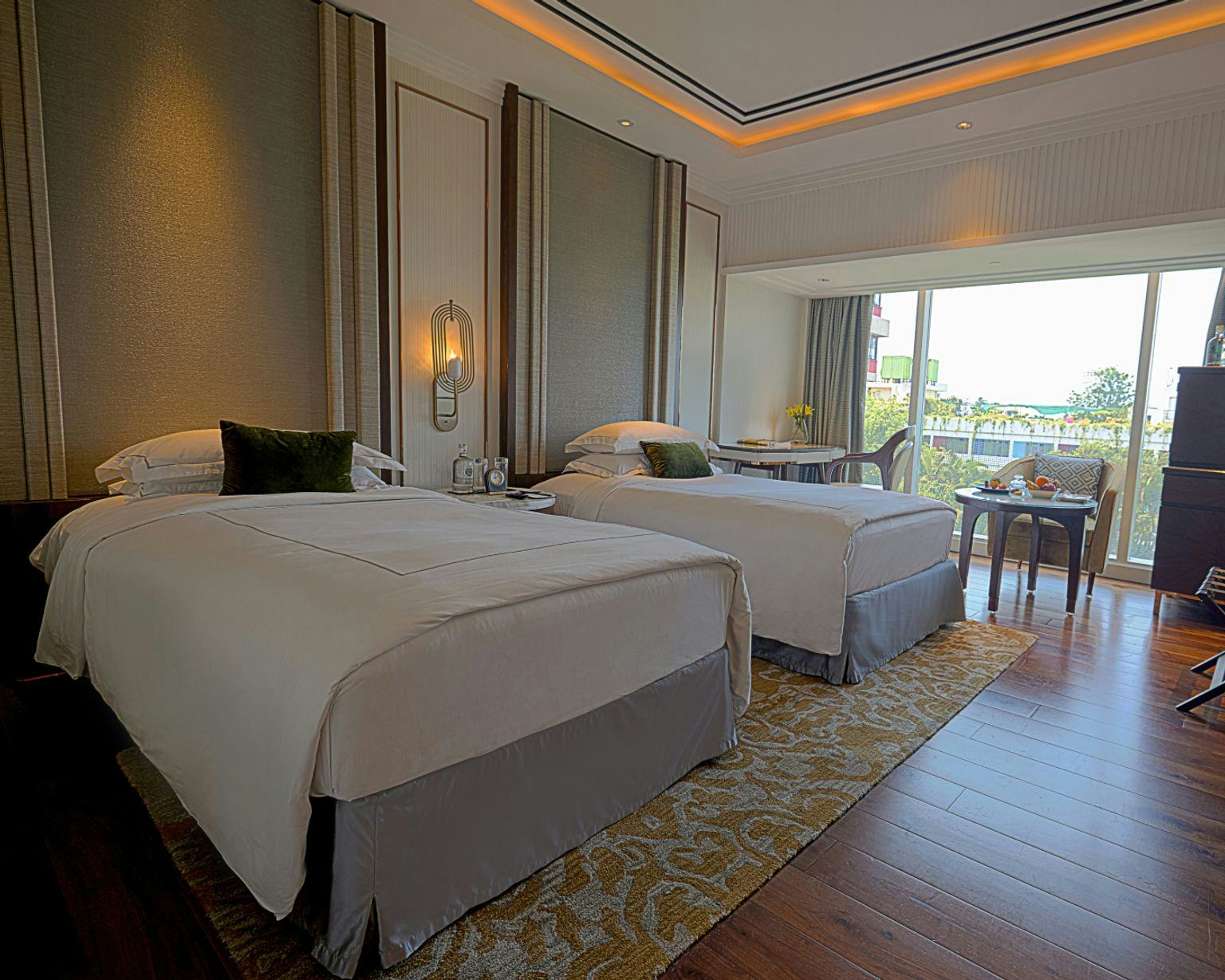 DELUXE ROOM GARDEN VIEW TWIN BED