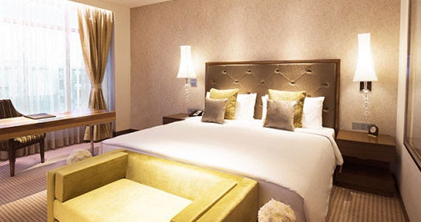 taj-swarna-luxury-room_1285