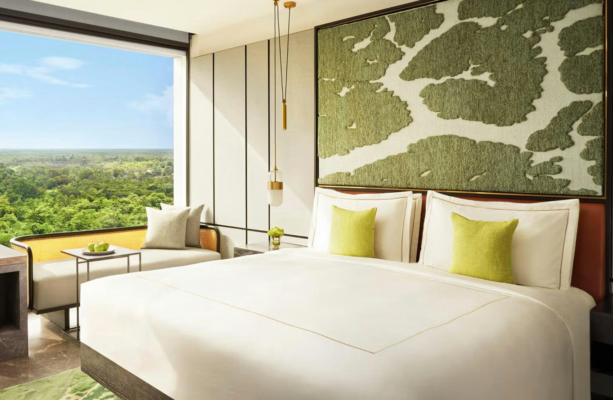 taj-the-trees-mumbai-deluxe-room-mangrove-view-king-bed_11877
