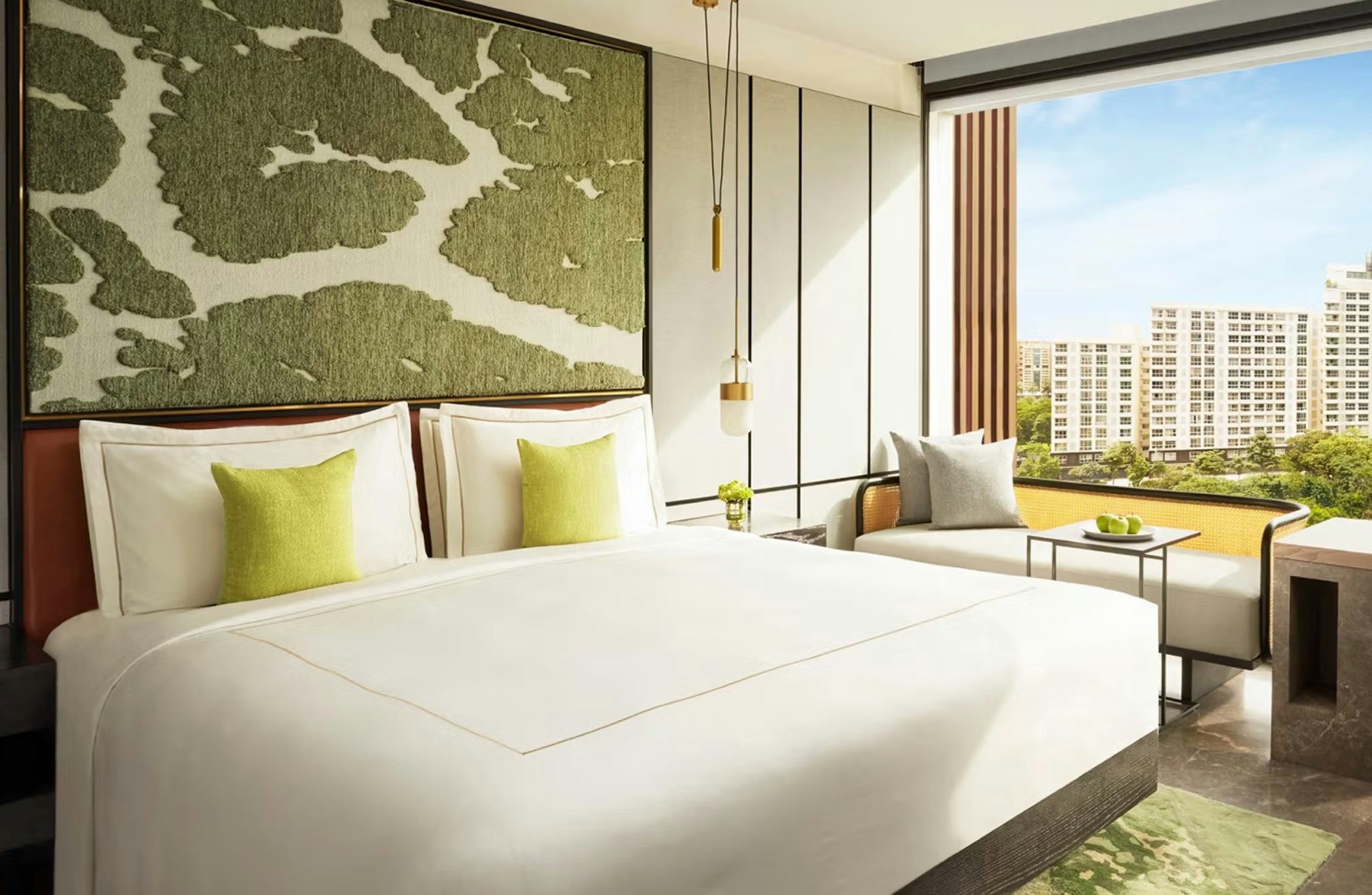 taj-the-trees-mumbai-deluxe-room-with-twin-bed_11877