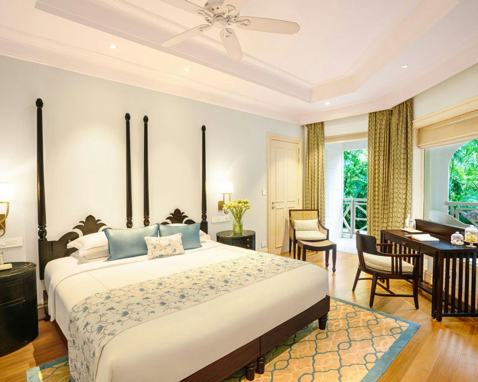 LUXURY ROOM GARDEN VIEW