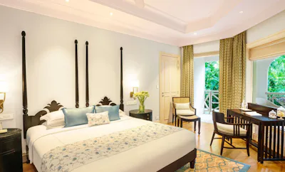 LUXURY ROOM GARDEN VIEW