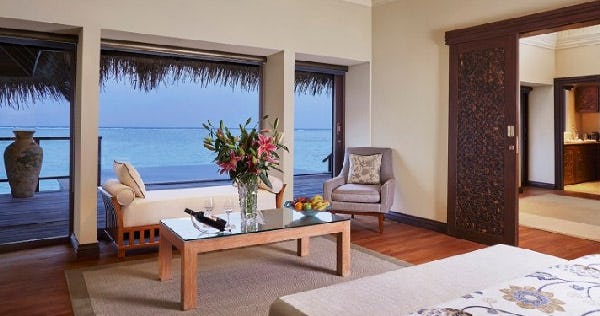 tajexotica-resort-spa-maldives-one-bedroom-ocean-suite-with-pool-02_214