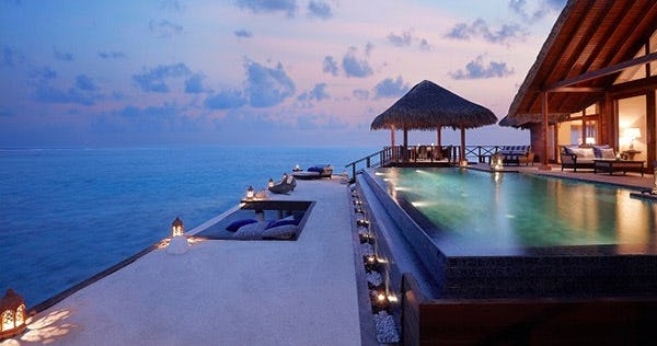 tajexotica-resort-spa-maldives-two-bedroom-rehendi-presidential-suite-pool-01_214