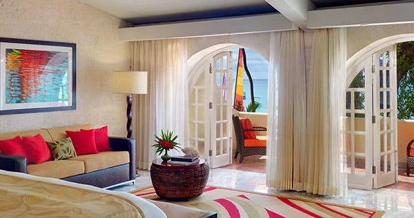 Ocean-View Junior Suite