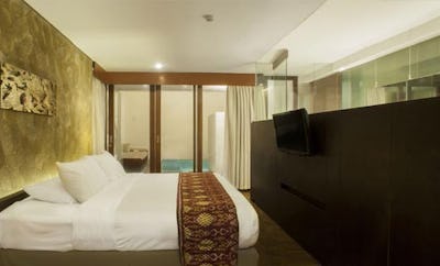 Family Residence with Private Pool