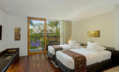 Taum Studio Pool View