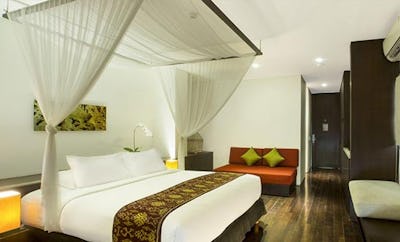 Taum Studio Pool View