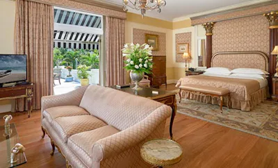 Signature Luxury Suites