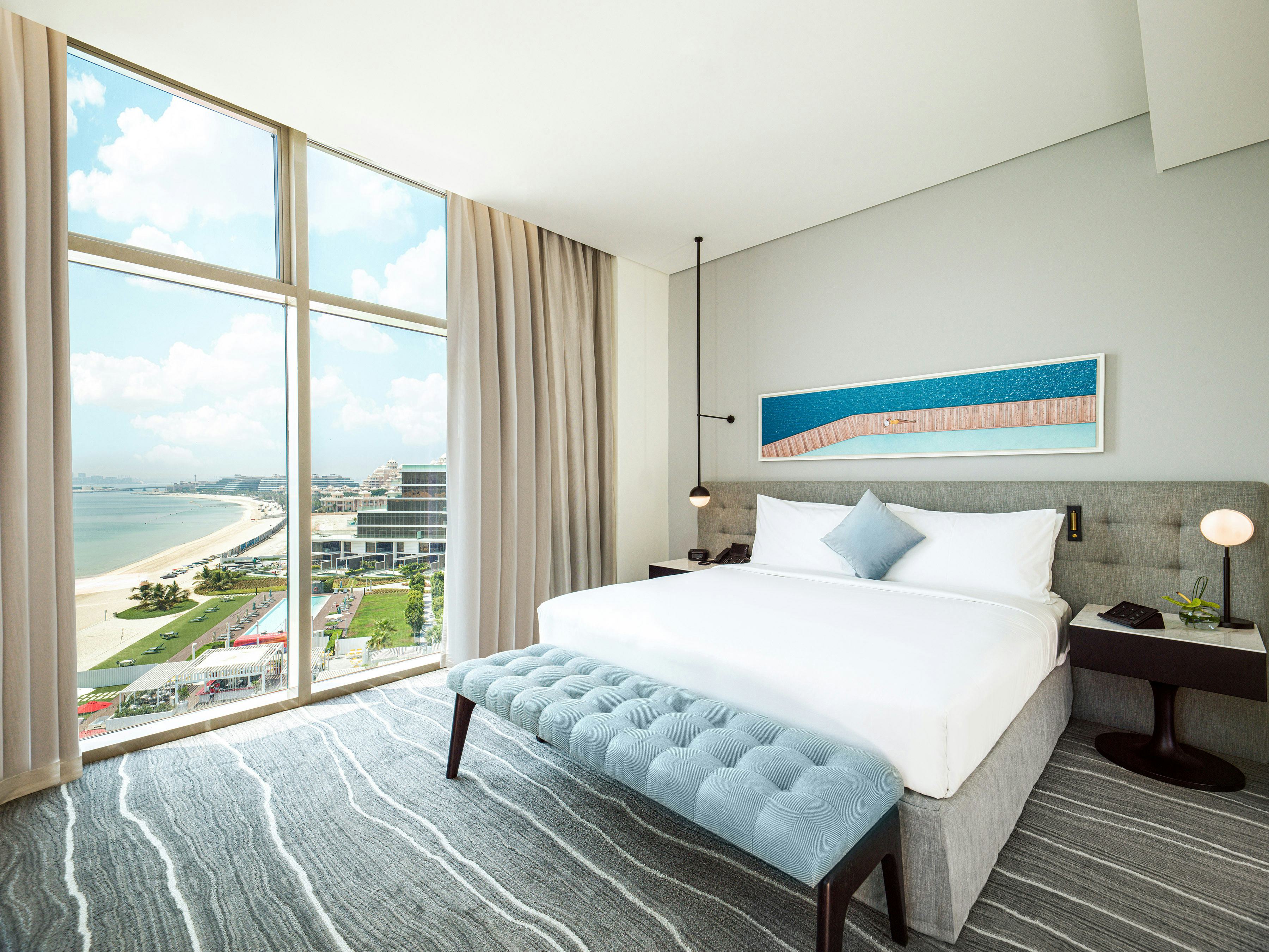 Deluxe King Palm Sea View with Kitchenette