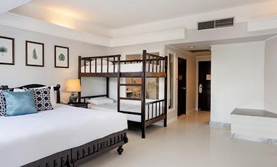 FAMILY FUN DELUXE TERRACE