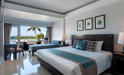 SEAVIEW SUNKEN LOUNGE DELUXE TERRACE