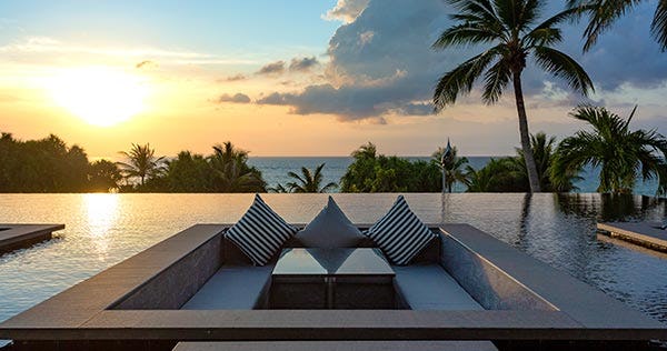 thavor-palm-beach-resort-seaview-sunkun-lounge-deluxe-terrace-02_6383