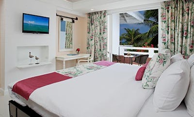 SEAVIEW THREE BEDROOM SUITE WITH BATHTUB
