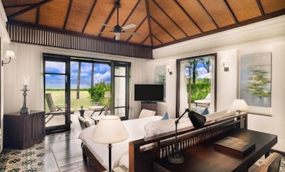 Oceanfront Pool Villa