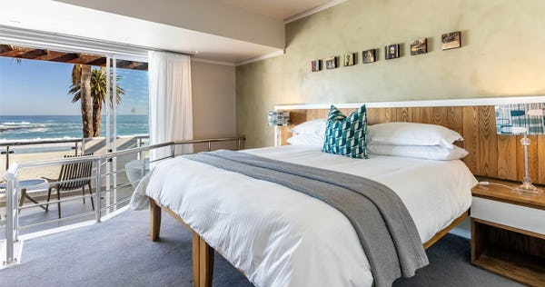 the-bay-hotel-cape-town-sea-view-suite-01_862