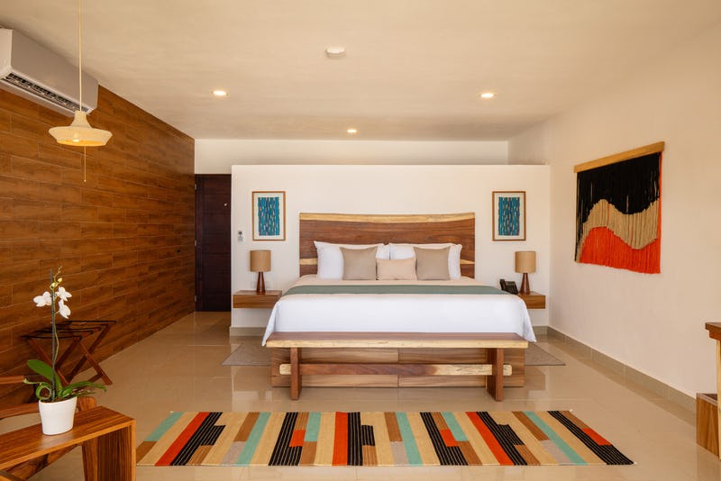 the-beachfront-by-five-hotel-riviera-maya-mexico-oceanview-room-01_12211