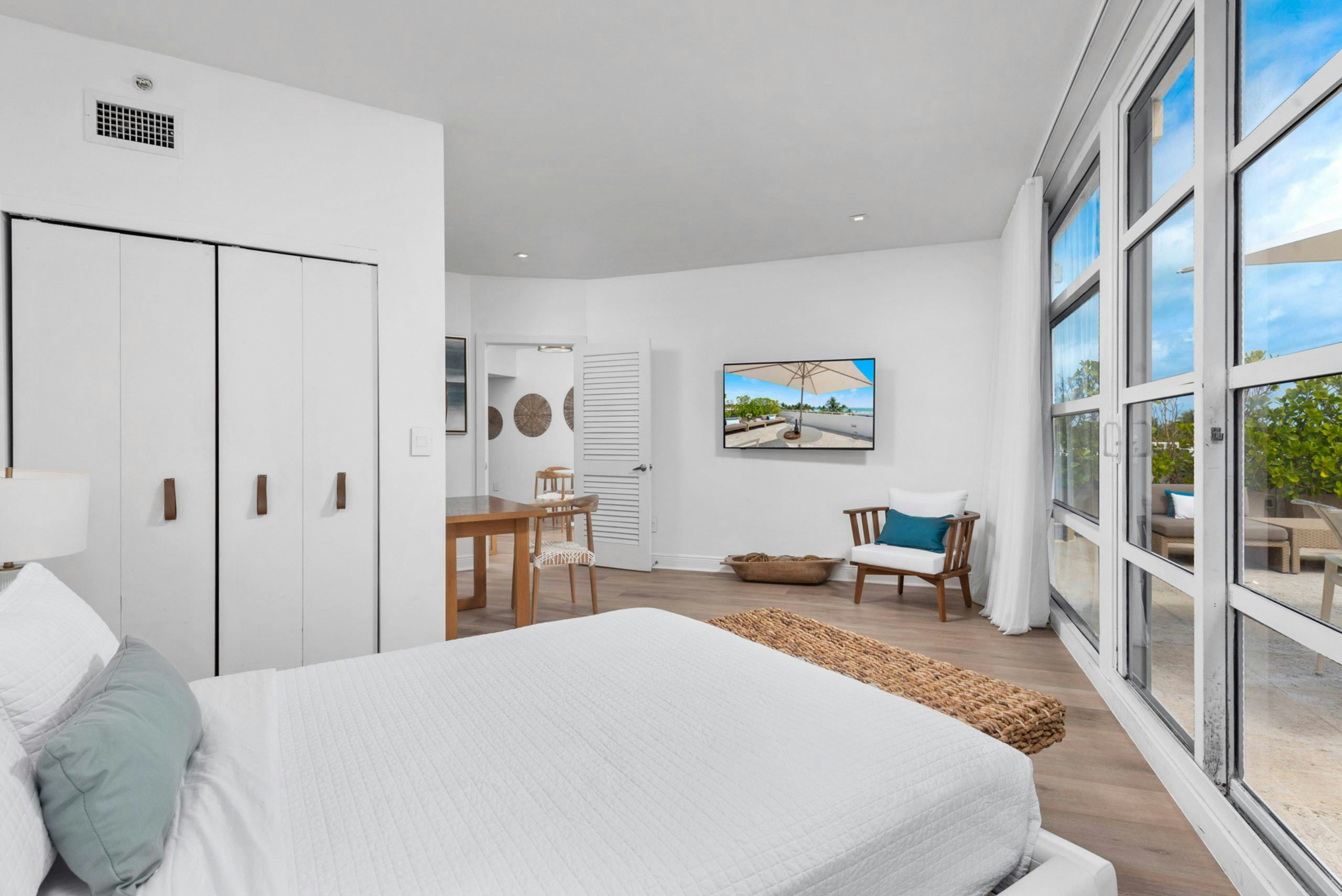 Bentley Penthouse Ocean View