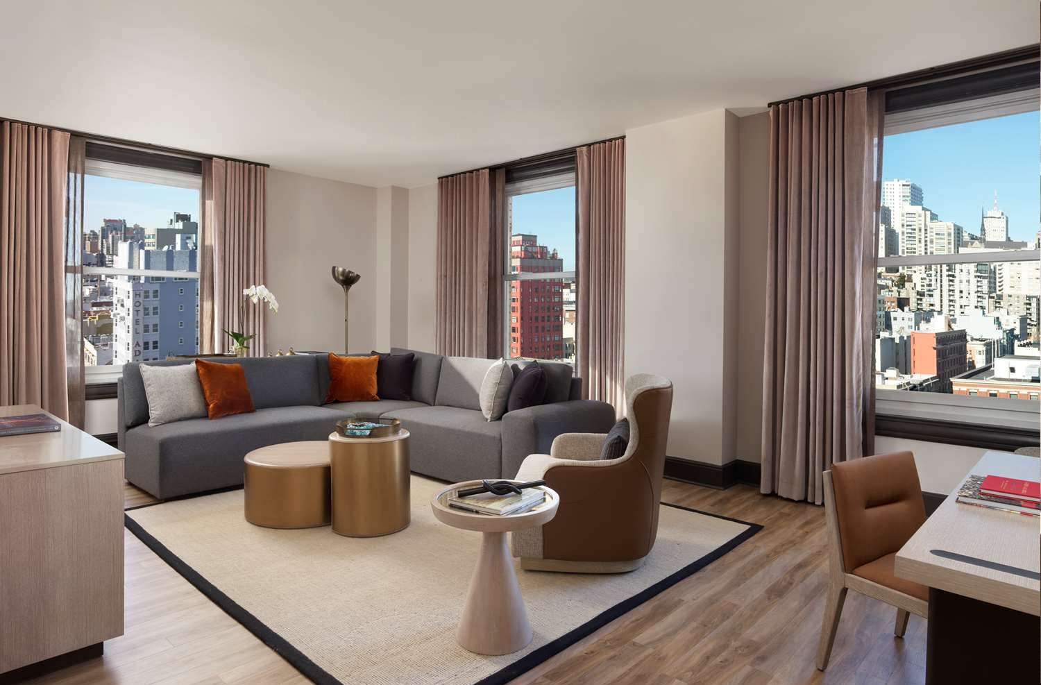 One Bedroom Suite - King