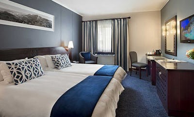 Accessible Twin or Queen Room