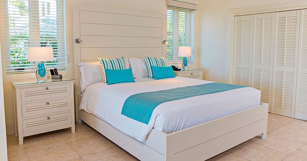 the-cove-suites-at-blue-waters-cove-suite-01_5307