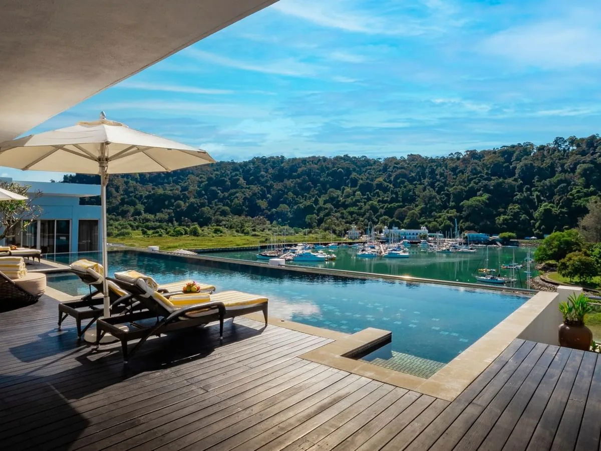 the-danna-langkawi-resort-and-beach-villas-marina-4-bay-suite-with-private-pool-04_2803