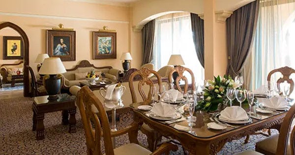 THE ROYAL SUITE