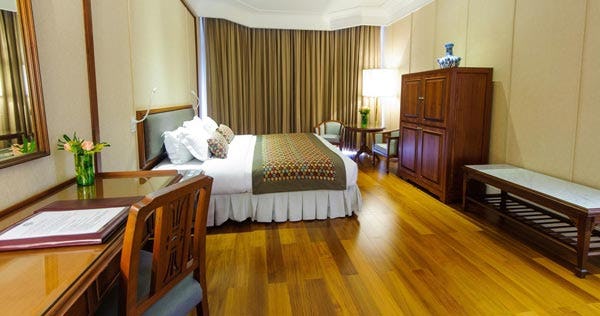 the-empress-chiang-mai-hotel-executive-suite-01_8730