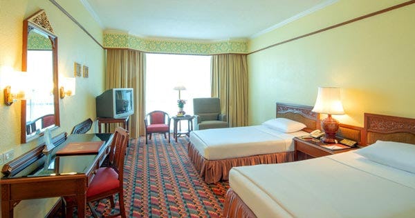 the-empress-chiang-mai-hotel-superior-room_8730