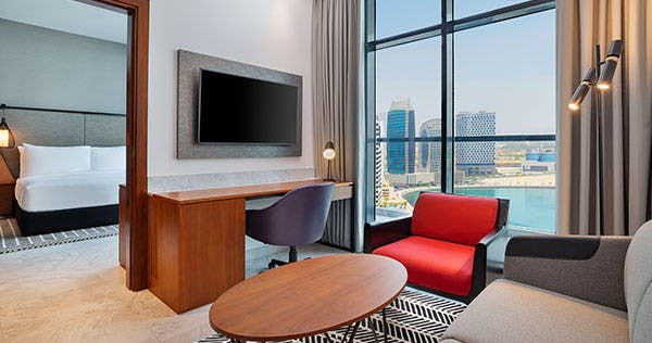 the-first-collection-waterfront-dubai-executive-suite_12393