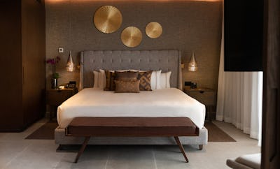 ONE-BEDROOM PARTIAL OCEANVIEW RESIDENCE