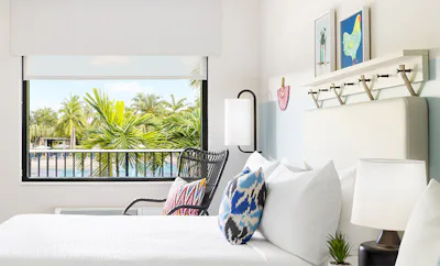 Newly Renovated Pool View King