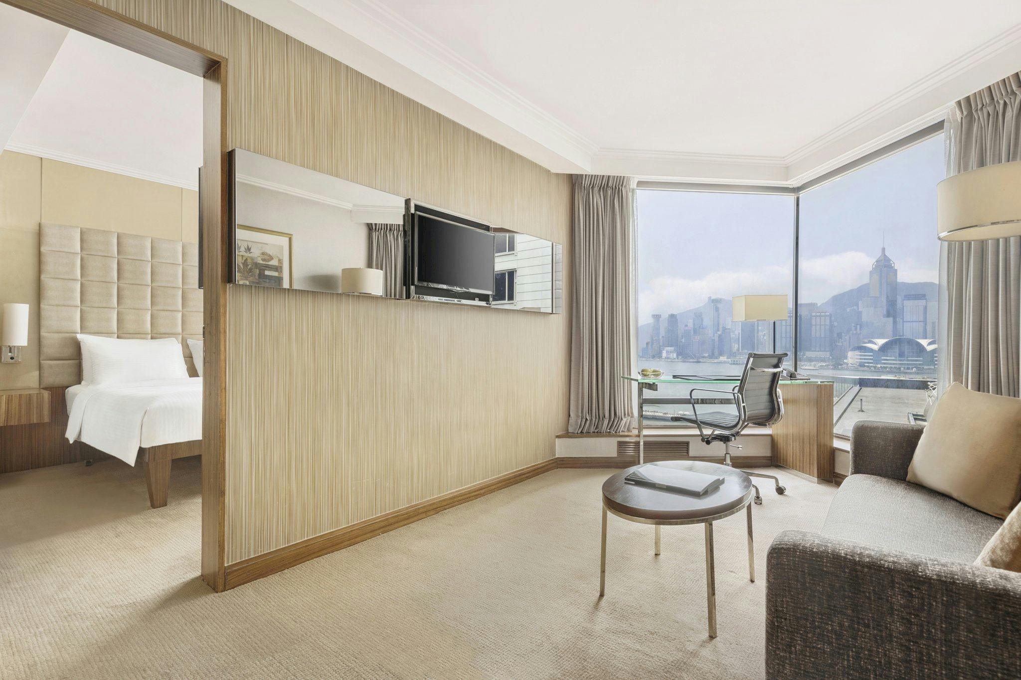 the-kowloon-hotel-kowloon-city-executive-side-harbour-view-suite_6847